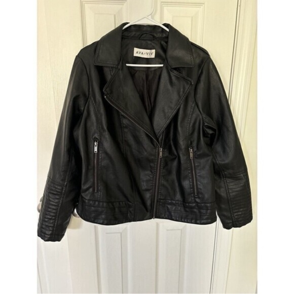 Ava & Viv Black Vegan Leather Moto Jacket With Zipper Detail - Picture 1 of 12